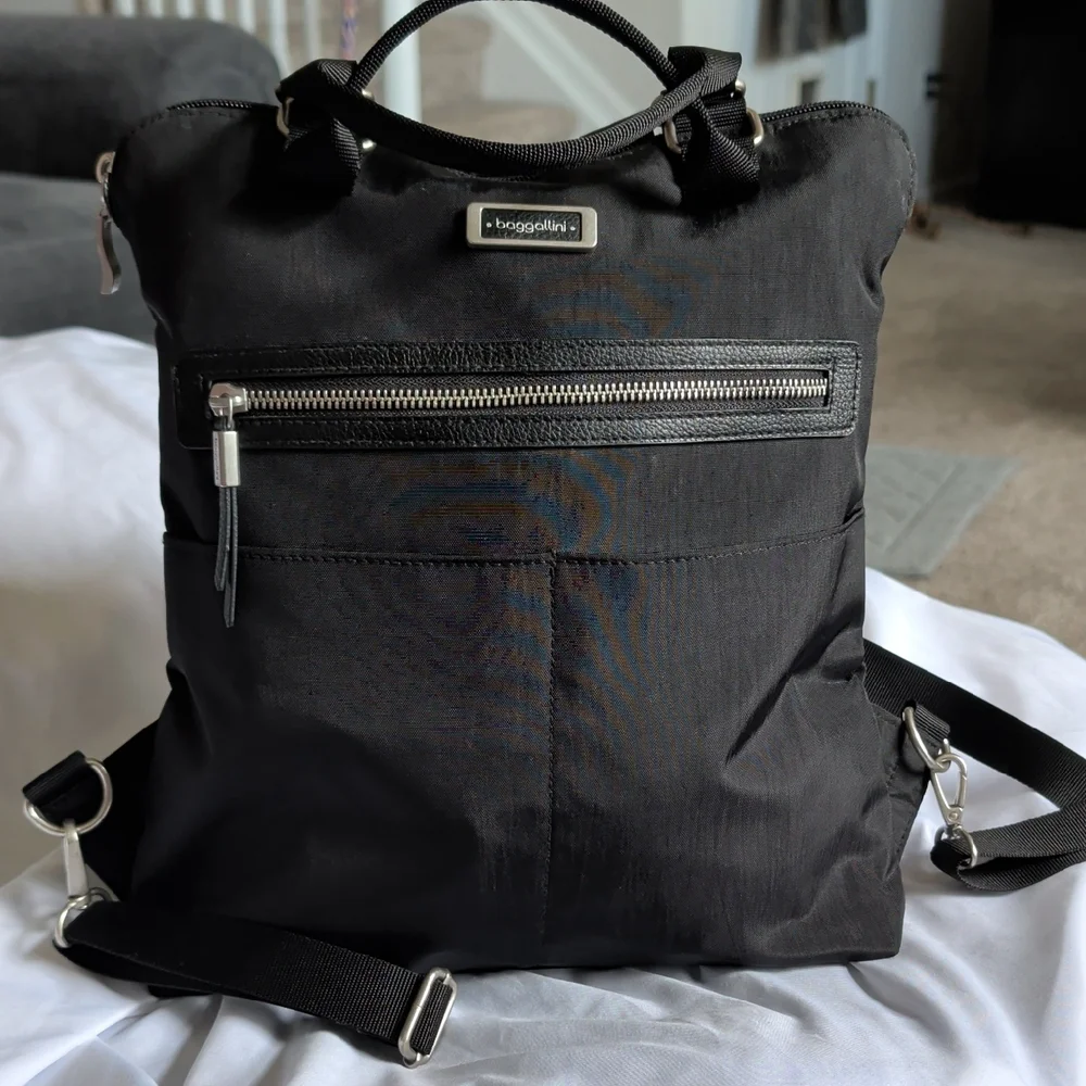 Baggallini Black Convertible Nylon Backpack Crossbody